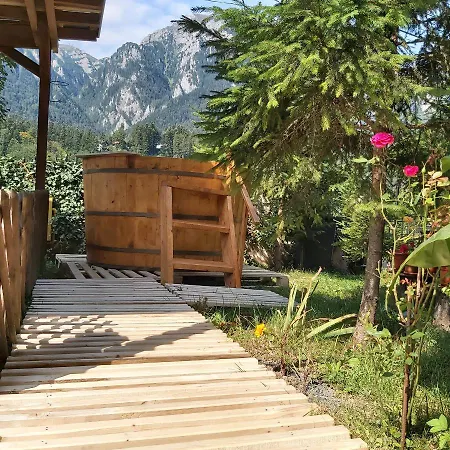 Lodge Premium Travel *