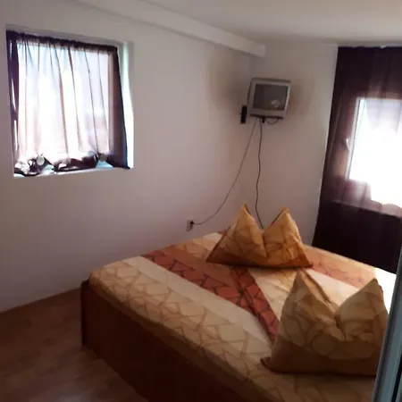 Premium Travel Lodge *